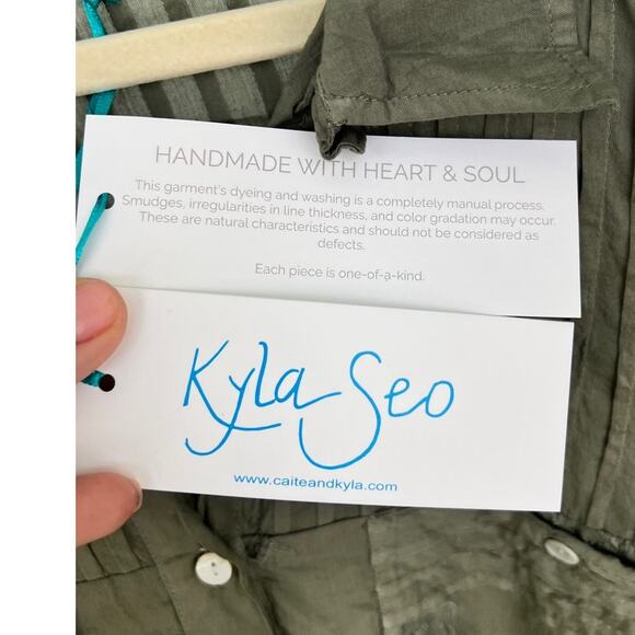 NWT Anthropology by Kyla Seo Holly Shirt - Soft Sage, Size Small - Picture 5 of 13